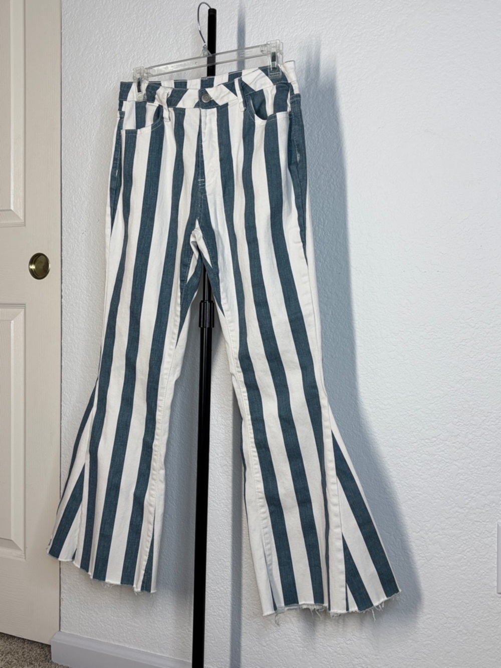 Kids Blue and White Vertical Stripe Flared Jeans Large - Picture 4 of 8
